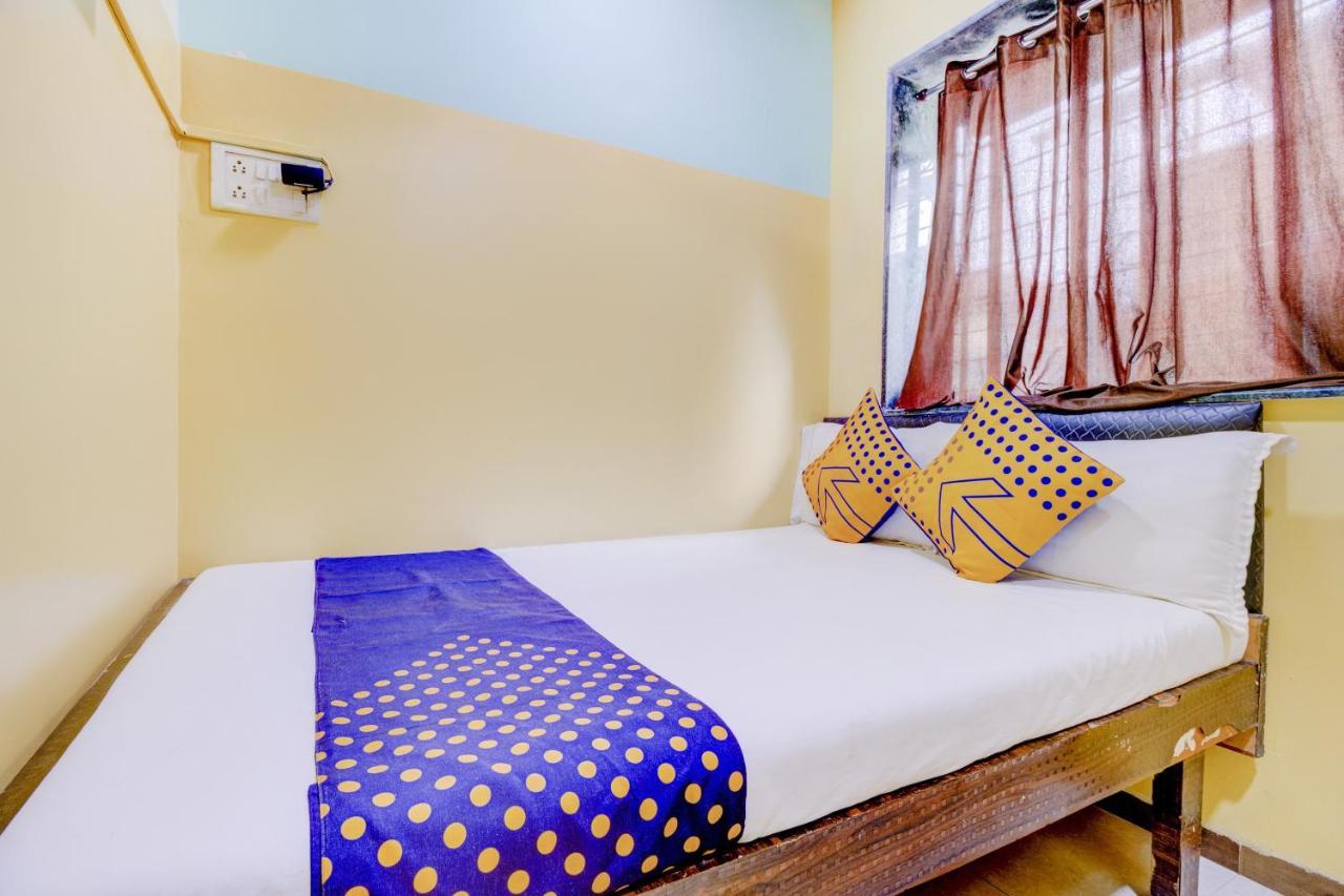Oyo 70661 Hotel Al Makkah Managed By Hotel Paris Bombaj Exteriér fotografie