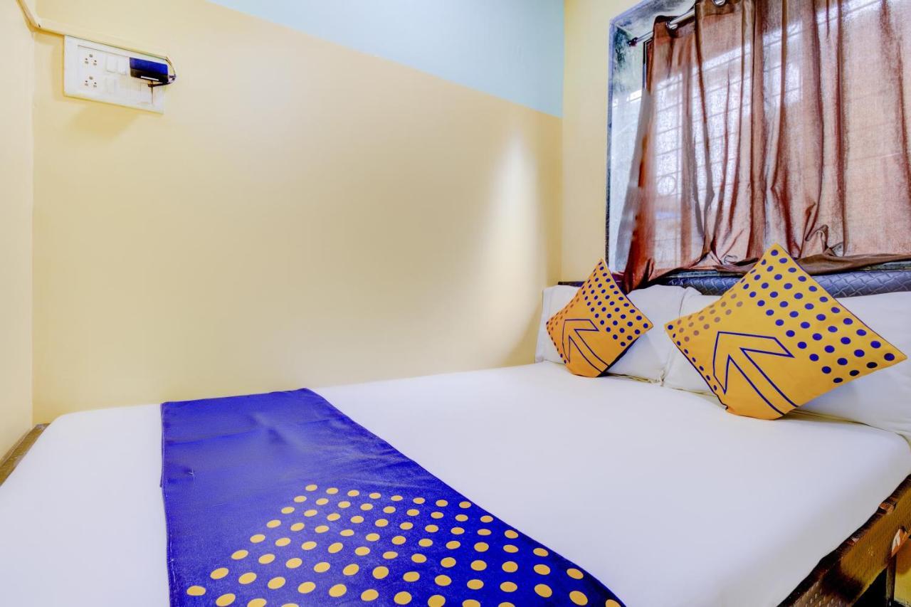 Oyo 70661 Hotel Al Makkah Managed By Hotel Paris Bombaj Exteriér fotografie